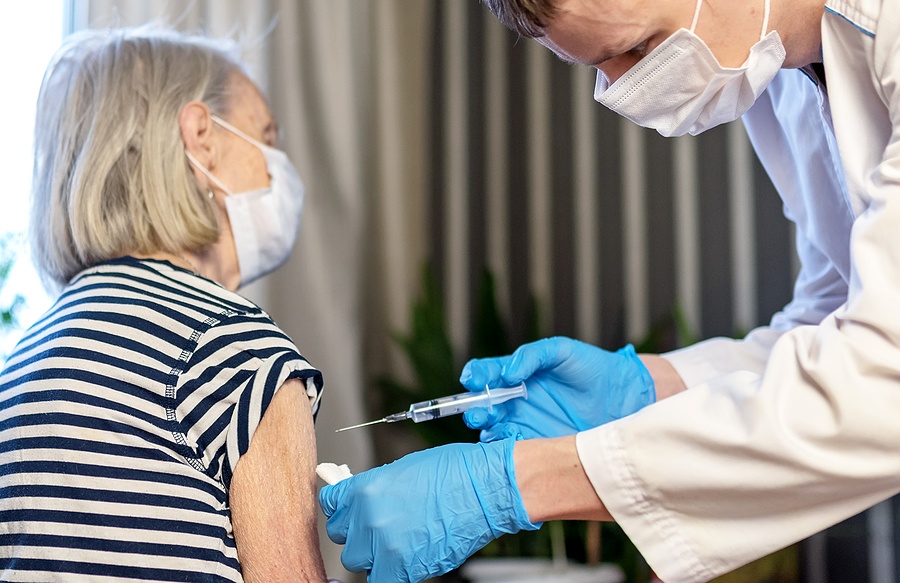 Whistleblower: 8 of 31 Residents Dead in German Nursing Home After They Were Forcibly Injected with Pfizer Experimental mRNA COVID Shots Against Their Will Old-Woman-Receives-The-covid-vaccine