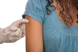 teen-girl-vaccine